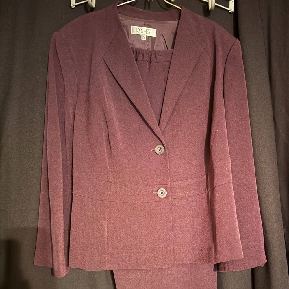 Woman's Kaspar Pants Suit